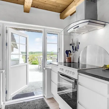 Nyaraló Beautiful In With Kitchen