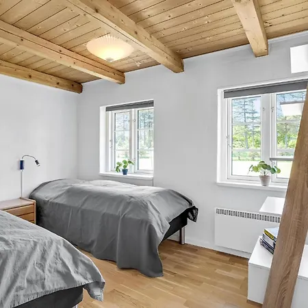 Beautiful In With Kitchen *